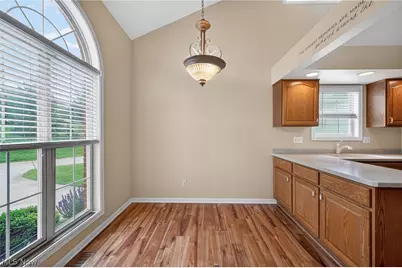 500 Glen Hollow Circle, Aurora, OH 44202 - Photo 5