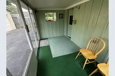 513 W Waterloo Road, Akron, OH 44314 - Photo 23