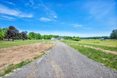 11605 Aquilla Road, Chardon, OH 44024 - Photo 5