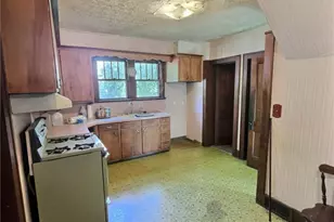 1918 Greensburg Rd, North Canton, OH 44720 - Photo 5