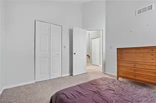 1323 Red Tail Hawk Ct, Youngstown, OH 44512 - Photo 25