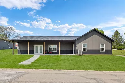 110 Carlisle Avenue, Mingo Junction, OH 43938 - Photo 1