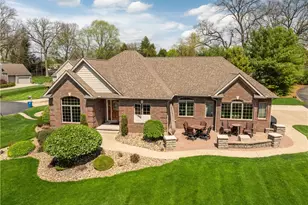 4101 Cove Cir NW, Canton, OH 44708 - Photo 43