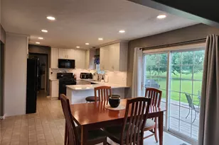11270 Grand Valley Dr NW, Uniontown, OH 44685 - Photo 7