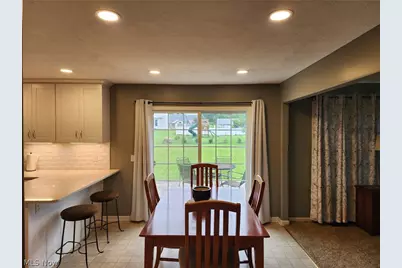 11270 Grand Valley Drive NW, Uniontown, OH 44685 - Photo 11