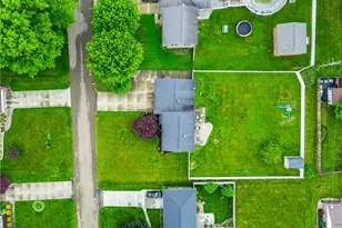 2635 Daffodil St NE, Canton, OH 44705 - Photo 43