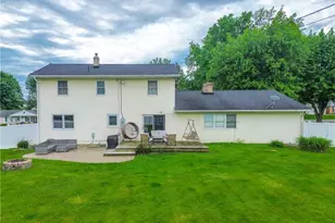 2635 Daffodil St NE, Canton, OH 44705 - Photo 41