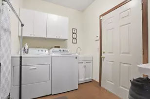 6394 Meadowbrook Dr, Mentor, OH 44060 - Photo 29