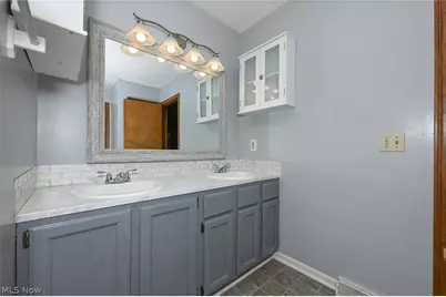 5323 Francesca Street NE, Louisville, OH 44641 - Photo 35