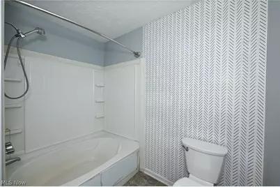 5323 Francesca Street NE, Louisville, OH 44641 - Photo 37