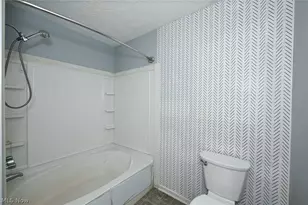 5323 Francesca Street NE, Louisville, OH 44641 - Photo 37