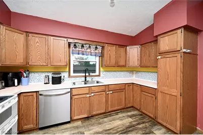 5323 Francesca Street NE, Louisville, OH 44641 - Photo 23