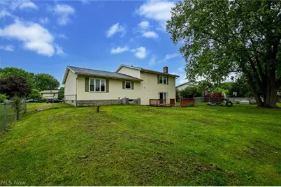 5323 Francesca Street NE, Louisville, OH 44641 - Photo 11