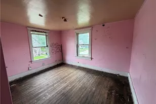 235 Iddings Ave SE, Warren, OH 44483 - Photo 7