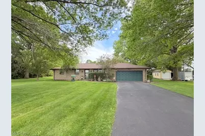 6092 East Avenue Extension SE, Gnadenhutten, OH 44629 - Photo 1