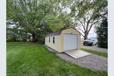 6092 East Avenue Extension SE, Gnadenhutten, OH 44629 - Photo 25