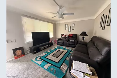 19107 Longview Avenue, Maple Heights, OH 44137 - Photo 5