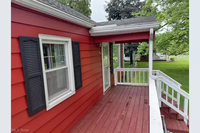 7489 Van Ness Avenue, Hubbard, OH 44425 - Photo 25