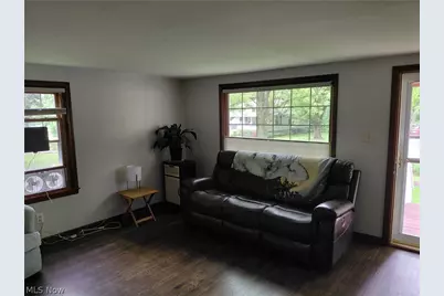 7489 Van Ness Avenue, Hubbard, OH 44425 - Photo 15