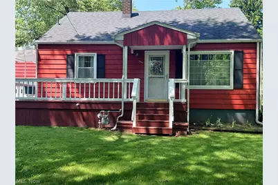 7489 Van Ness Avenue, Hubbard, OH 44425 - Photo 1