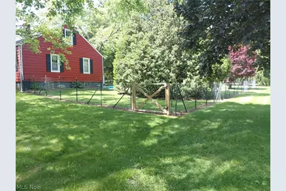 7489 Van Ness Avenue, Hubbard, OH 44425 - Photo 7