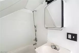 10711 Joan Ave, Loveland, OH 44111 - Photo 31