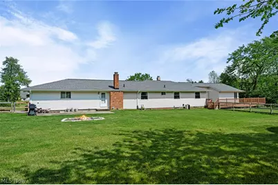 19740 Benbow Road, Strongsville, OH 44136 - Photo 9