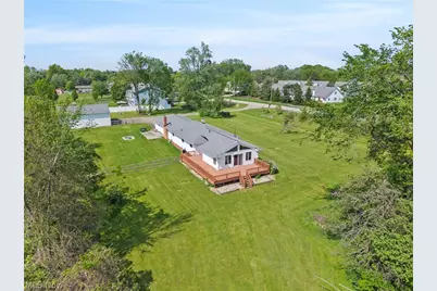 19740 Benbow Road, Strongsville, OH 44136 - Photo 11