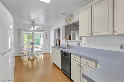 30461 Sugar Sand Lane, North Olmsted, OH 44070 - Photo 11