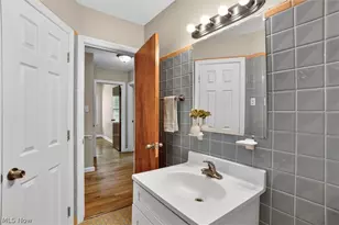 1540 S Belvoir Blvd, South Euclid, OH 44121 - Photo 29
