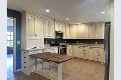 1704 Kenwood, Orrville, OH 44667 - Photo 5