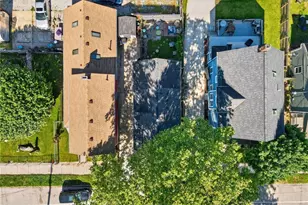 2078 W 41st St, Loveland, OH 44113 - Photo 3