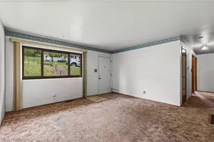 5 Sunset Dr, Martins Ferry, OH 43935 - Photo 11
