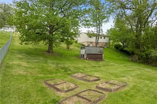 5 Sunset Dr, Martins Ferry, OH 43935 - Photo 9