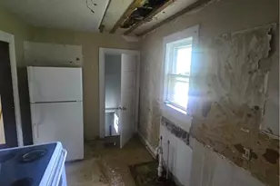 975 Owen Ave, Akron, OH 44311 - Photo 9