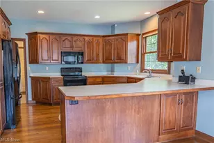 125 Pin Oak Trail, Seville, OH 44273 - Photo 5