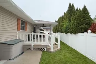 1481 3rd St SE, New Philadelphia, OH 44663 - Photo 3