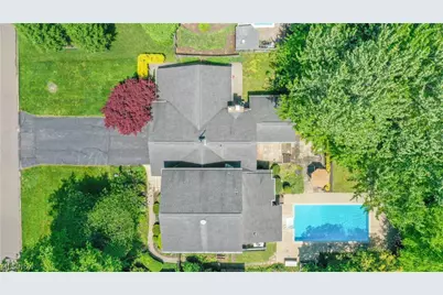 8045 Deerpath Drive, Youngstown, OH 44512 - Photo 41