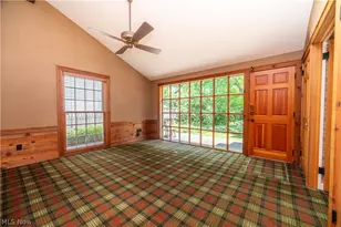 8045 Deerpath Dr, Youngstown, OH 44512 - Photo 17