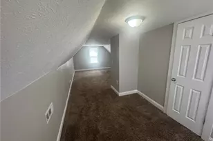 9710 Easton Ave, Loveland, OH 44104 - Photo 15