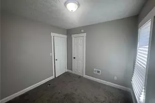 9710 Easton Ave, Loveland, OH 44104 - Photo 13
