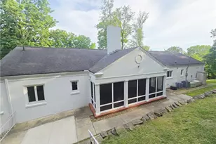 885 Sheridan Rd, Coshocton, OH 43812 - Photo 33