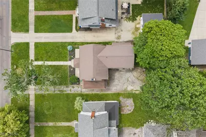 1359 Delia Avenue, Akron, OH 44320 - Photo 5