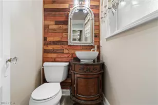 1359 Delia Ave, Akron, OH 44320 - Photo 21