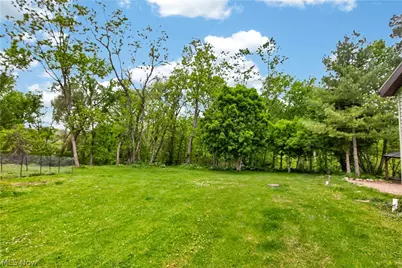 18500 Bennett Road, North Royalton, OH 44133 - Photo 39
