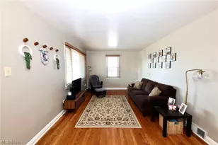 217 Oregon Ave, Weirton, WV 26062 - Photo 7