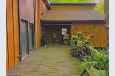851 Wallwood Drive, Akron, OH 44321 - Photo 33