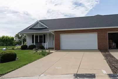 2765 Doral Circle SE, Massillon, OH 44646 - Photo 3