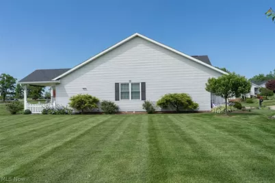 2765 Doral Circle SE, Massillon, OH 44646 - Photo 5