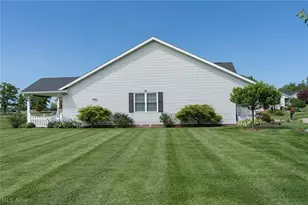 2765 Doral Cir SE, Massillon, OH 44646 - Photo 5